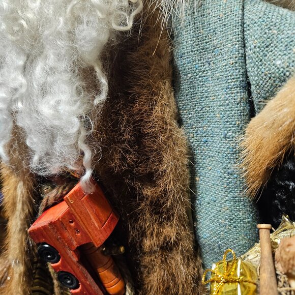 Hand Crafted Santa Claus Decoration for Christmas Season - Picture 16 of 16